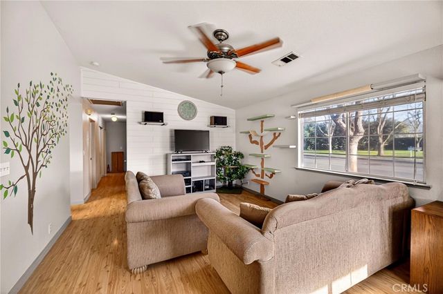 2767 Lowell Dr, Chico, CA 95973