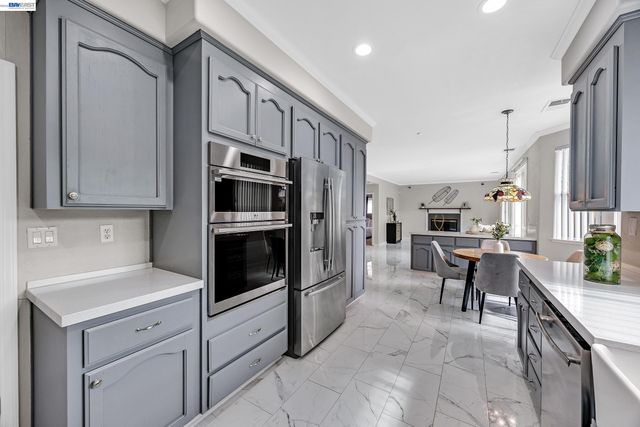 5875 Arlene Way, Livermore, CA 94550