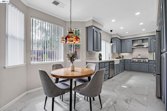 5875 Arlene Way, Livermore, CA 94550