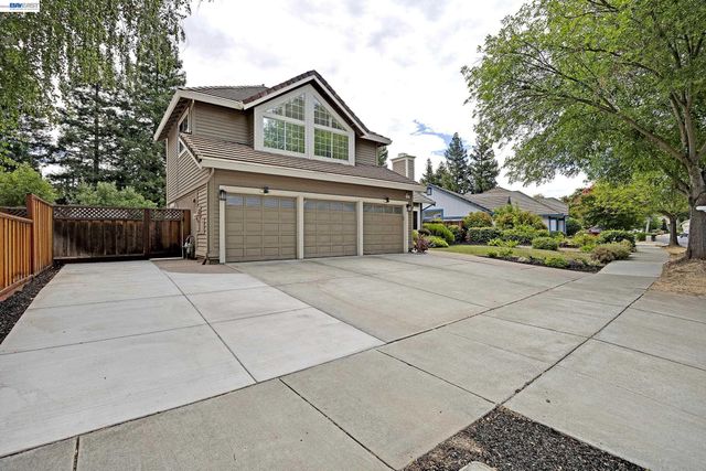 5875 Arlene Way, Livermore, CA 94550