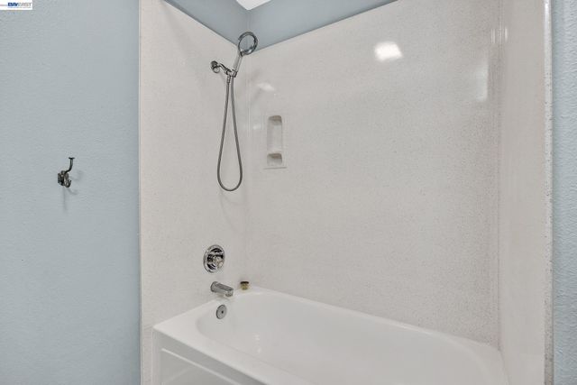 5875 Arlene Way, Livermore, CA 94550