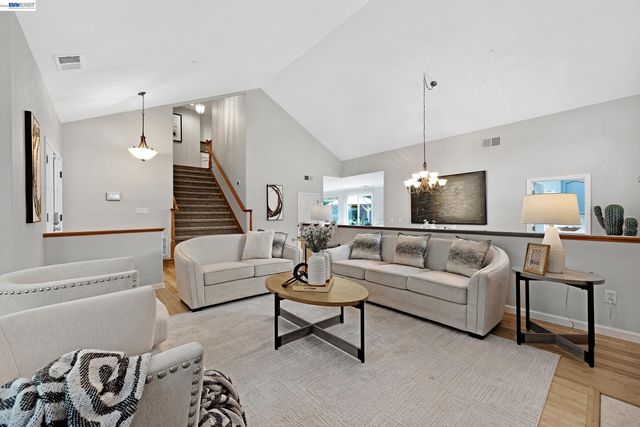 5875 Arlene Way, Livermore, CA 94550