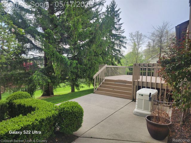 31128 Applewood Lane, Farmington Hills, MI 48331