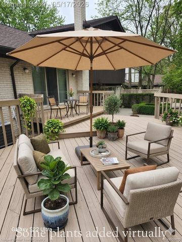 31128 Applewood Lane, Farmington Hills, MI 48331