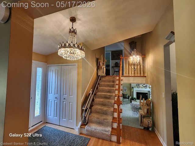 31128 Applewood Lane, Farmington Hills, MI 48331