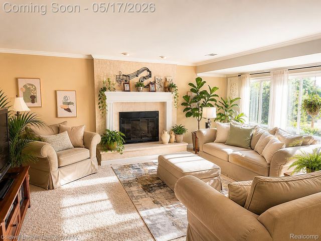 31128 Applewood Lane, Farmington Hills, MI 48331