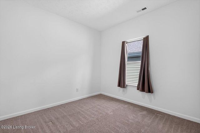 16728 Taunton Vale Rd, Louisville, KY 40245