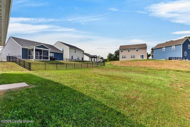 16728 Taunton Vale Rd, Louisville, KY 40245