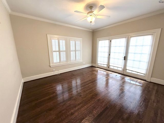 106 PEMBROKE LANE, Wichita Falls, TX 76301