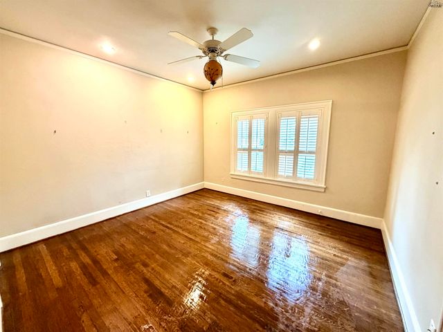 106 PEMBROKE LANE, Wichita Falls, TX 76301