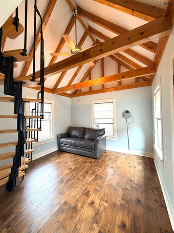 106 PEMBROKE LANE, Wichita Falls, TX 76301