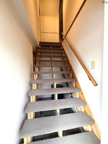 106 PEMBROKE LANE, Wichita Falls, TX 76301