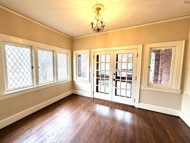 106 PEMBROKE LANE, Wichita Falls, TX 76301