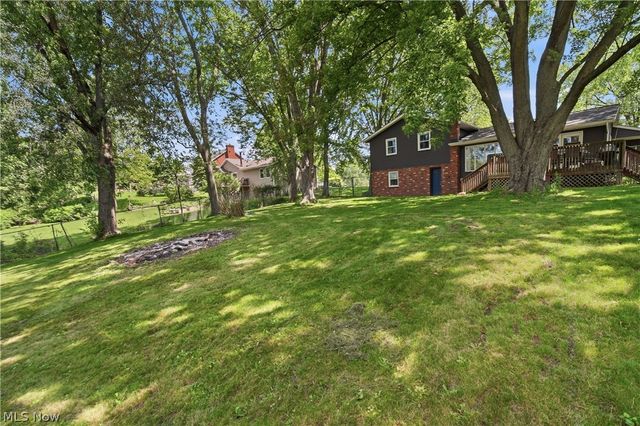 11205 Merrimack Avenue NW, Hartville, OH 44632