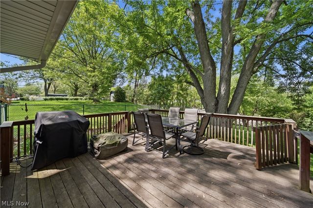 11205 Merrimack Avenue NW, Hartville, OH 44632