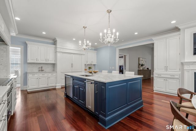344 Fence Row Drive, Fairfield, CT 06824
