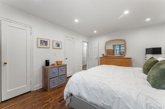 37 Manchester Road 2R, Eastchester, NY 10509