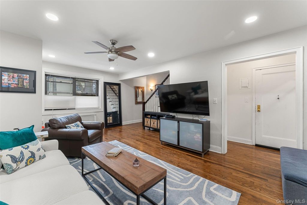 37 Manchester Road 2R, Eastchester, NY 10709 — photo 3