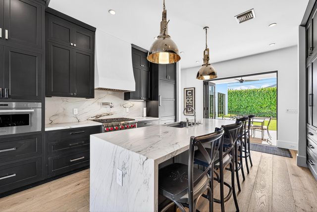 3218 S Olive Avenue, West Palm Beach, FL 33405