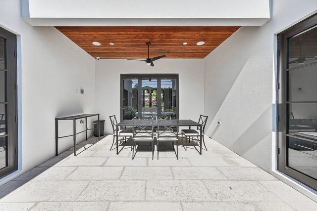 3218 S Olive Avenue, West Palm Beach, FL 33405