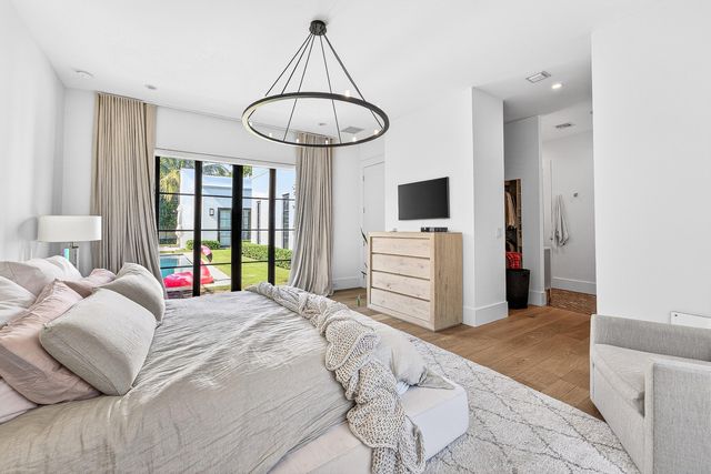 3218 S Olive Avenue, West Palm Beach, FL 33405