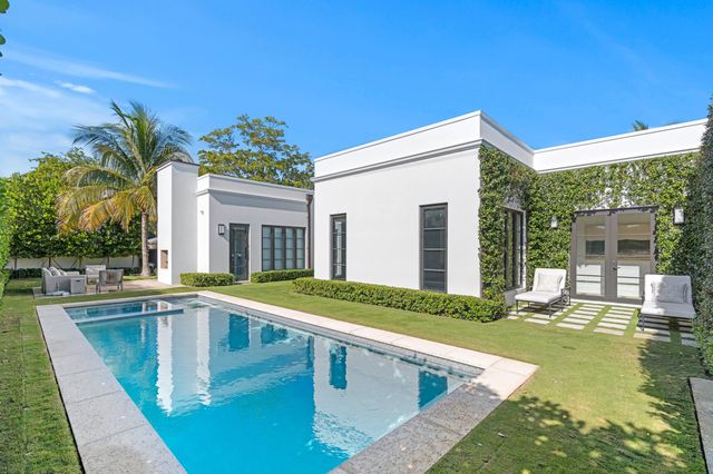 3218 S Olive Avenue, West Palm Beach, FL 33405