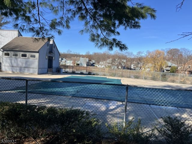 198 Drake Lane, Roxbury Twp., NJ 07852