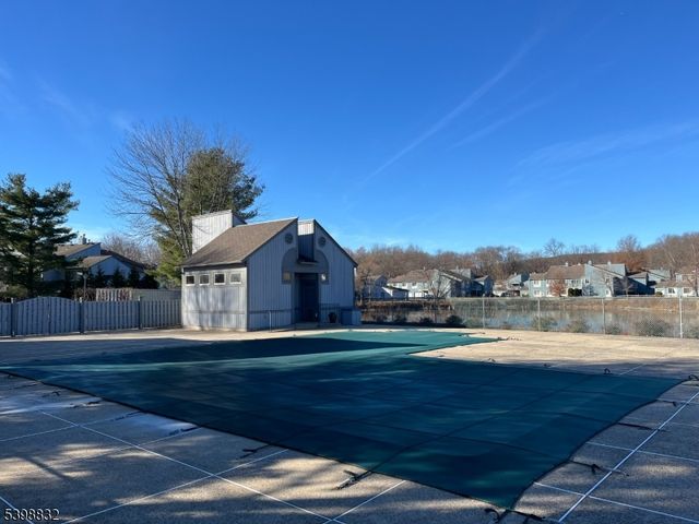 198 Drake Lane, Roxbury Twp., NJ 07852