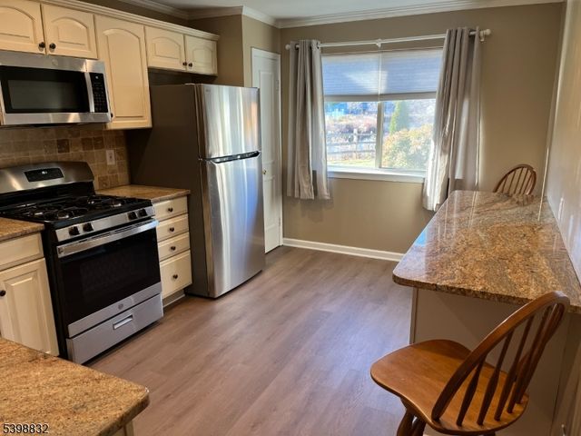 198 Drake Lane, Roxbury Twp., NJ 07852