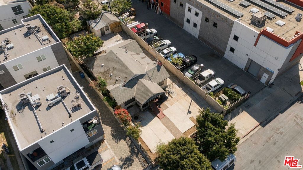 1114 N Heliotrope Drive, Los Angeles, CA 90029 — photo 3