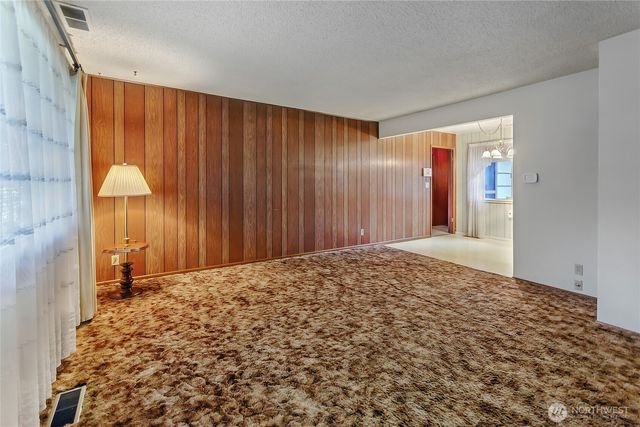 8216 John Dower Rd SW, Lakewood, WA 98499