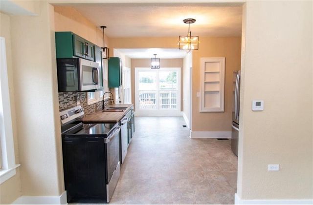 1714 Blackwell Street, St Joseph, MO 64505