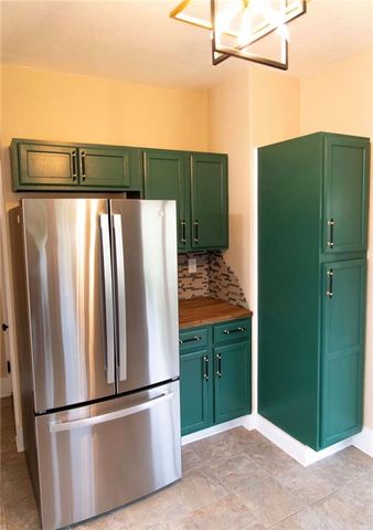 1714 Blackwell Street, St Joseph, MO 64505