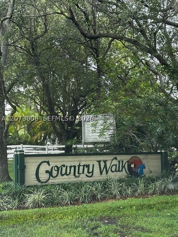 14763 SW 152nd Pl, Miami, FL 33196
