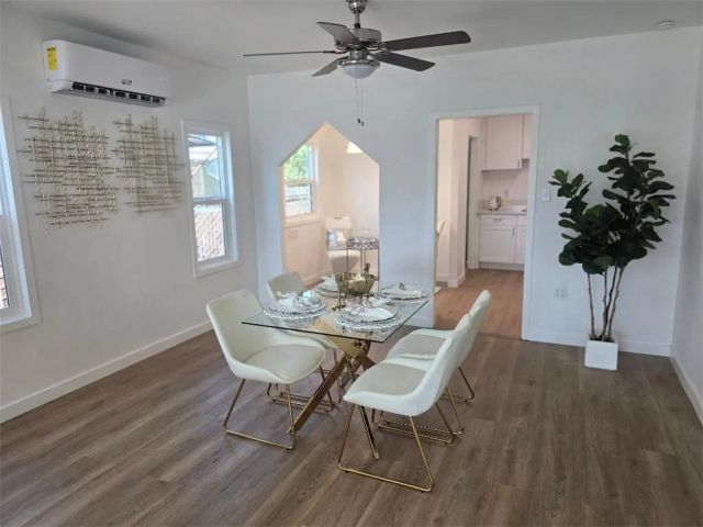 739 W 102nd, Los Angeles, CA 90044