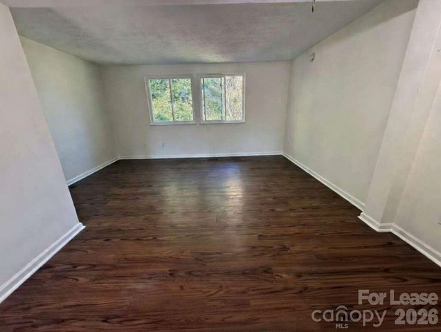 9432 Lexington Circle G, Charlotte, NC 28213