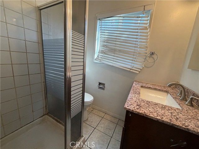 18955 Covello Street, Reseda (los Angeles), CA 91335