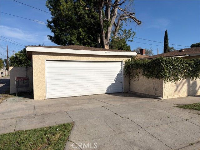 18955 Covello Street, Reseda (los Angeles), CA 91335