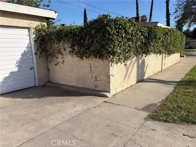 18955 Covello Street, Reseda (los Angeles), CA 91335