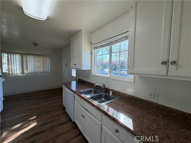 18955 Covello Street, Reseda (los Angeles), CA 91335