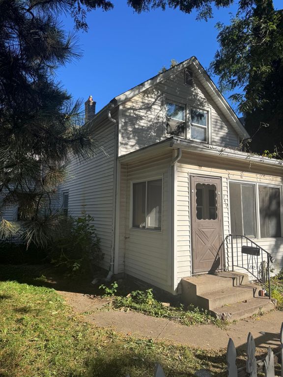 949 Conway Street, Saint Paul, MN 55106