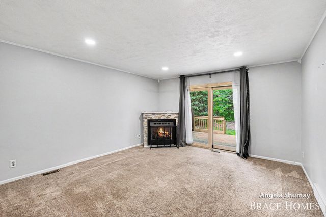 2631 Chatham Woods Drive Se, Cascade Twp, MI 49546