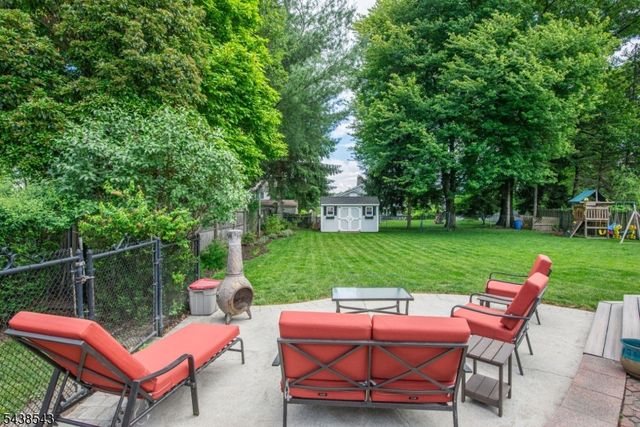 4 Brookhill Pl, Little Falls Twp., NJ 07424