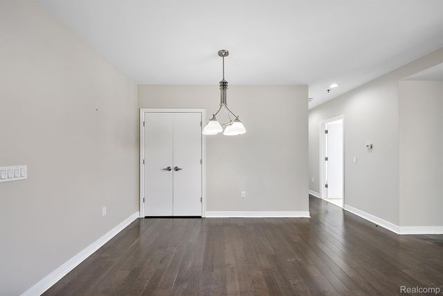 525 W Lafayette Boulevard 20C, Detroit, MI 48226