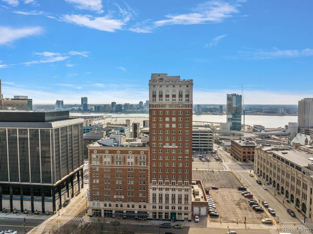525 W Lafayette Boulevard 20C, Detroit, MI 48226