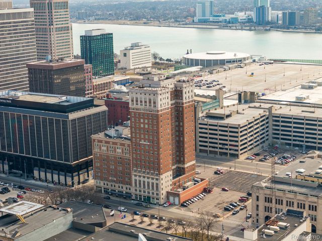 525 W Lafayette Boulevard 20C, Detroit, MI 48226