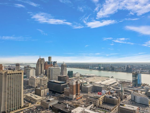 525 W Lafayette Boulevard 20C, Detroit, MI 48226