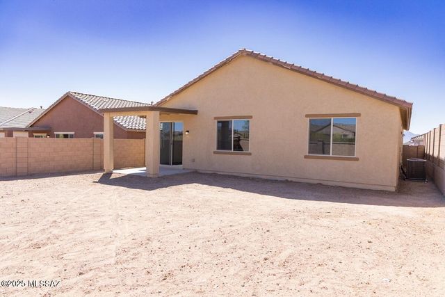 898 W Calle Bombona, Sahuarita, AZ 85629
