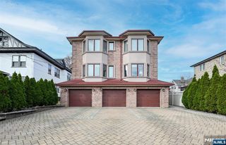 807 Edgewood Lane B, Fort Lee, NJ 07024