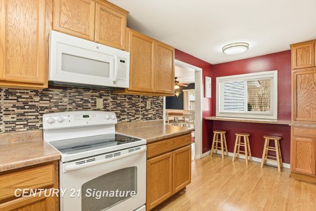 526 S Maple Street, Hemlock, MI 48626